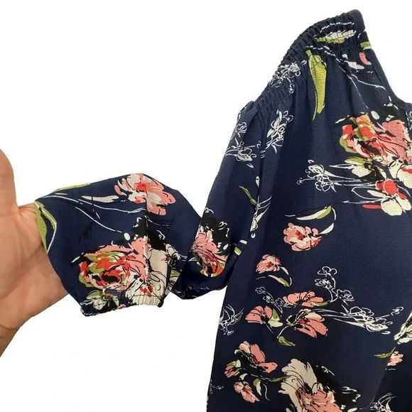 Fun2Fun Kenmore Split Neck un Navy Floral Long Sleeve Rayon Blouse Women's Sz S - Picture 3 of 8